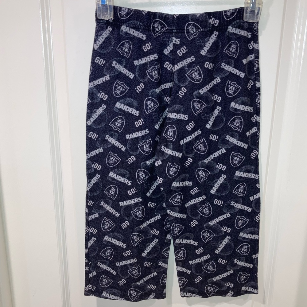 NFL Team apparel Raiders pijama pants all over print logo kids size x-small 4-5